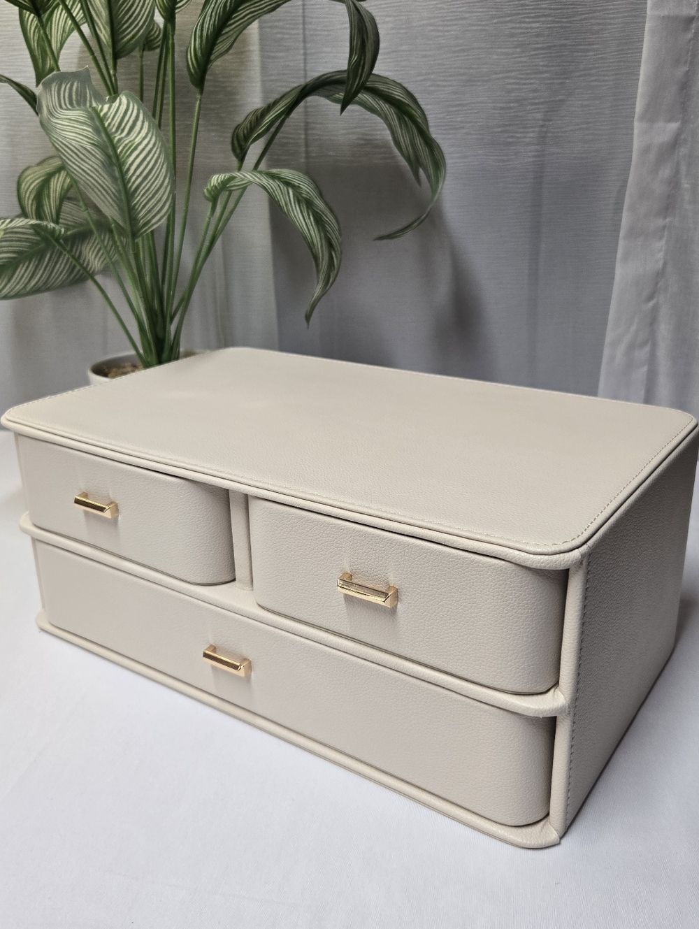 Cream Faux Leather Jewelry Organizer Drawers Gold‎ Hardware Storage Box